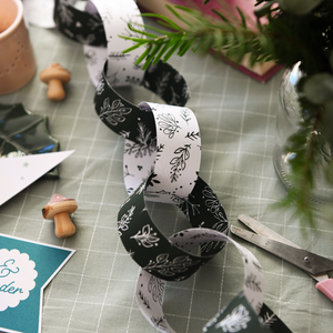 Mixed Greenery Christmas Paper Chains Kit