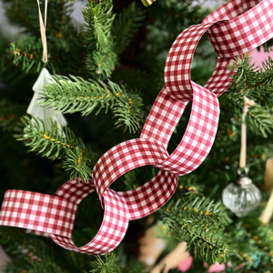 Red Gingham Christmas Paper Chains Garland Kit
