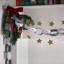 Tiny Bow Christmas Paper Chain Garland Kit