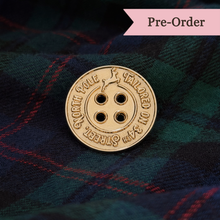 PRE-ORDER / The 34th Street Golden Santa Button