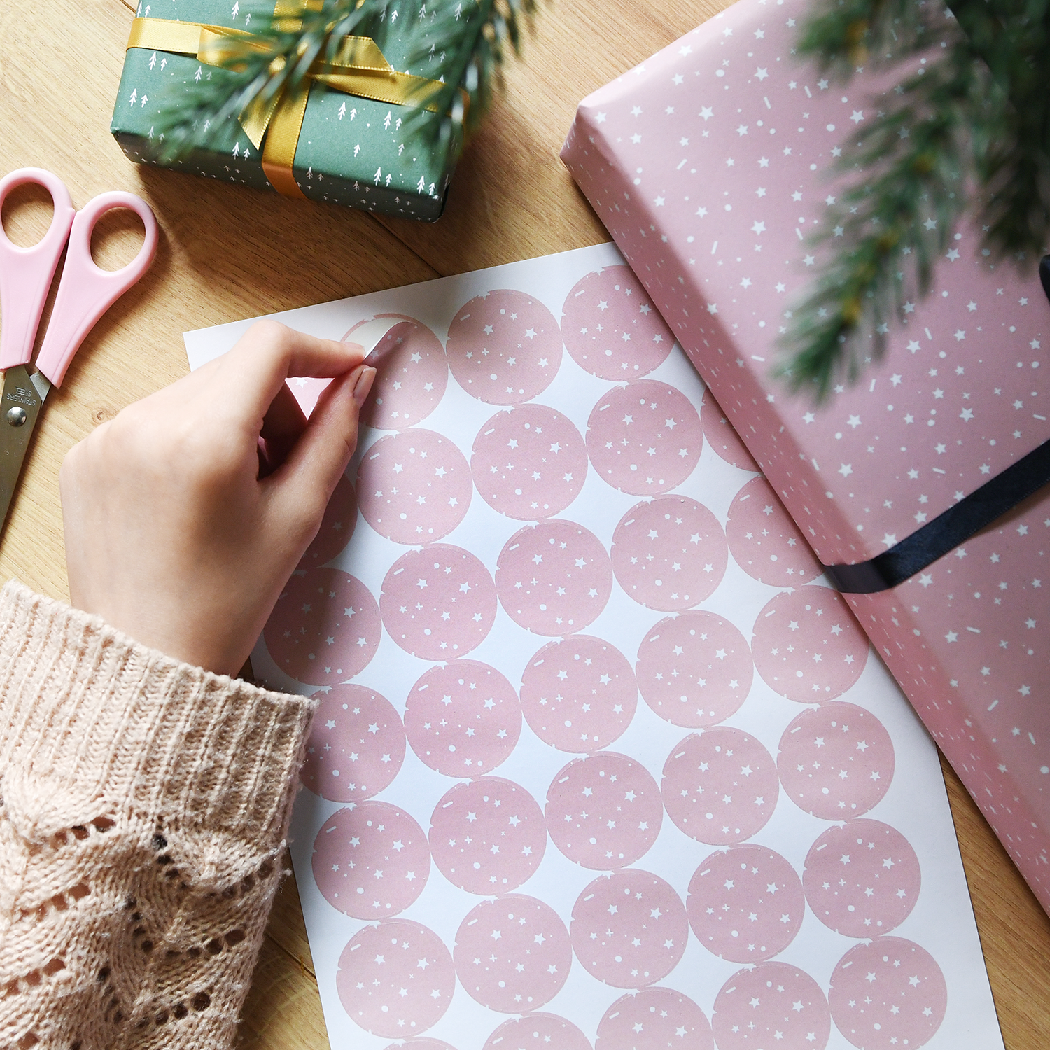 Rose gold discount christmas wrapping paper
