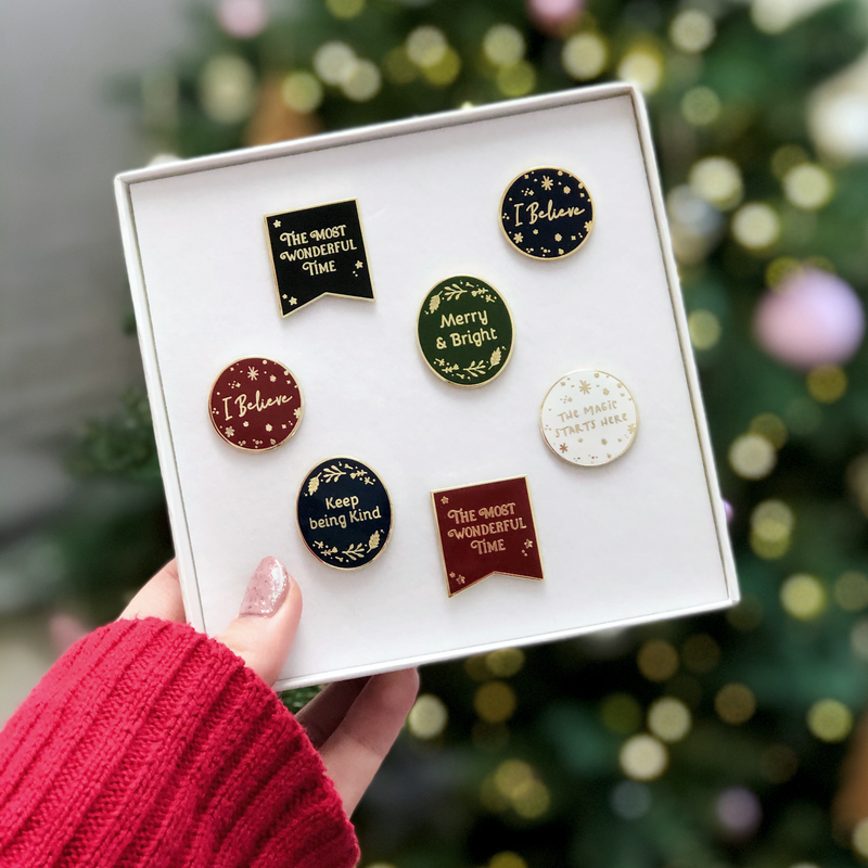 Macy's christmas pins discount