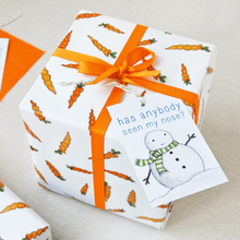 Christmas Carrot Wrapping Paper Set - Clara and Macy
