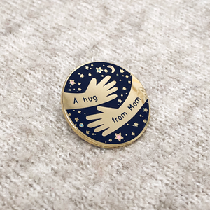 SECONDS / A Hug From Mom Enamel Pin Badge