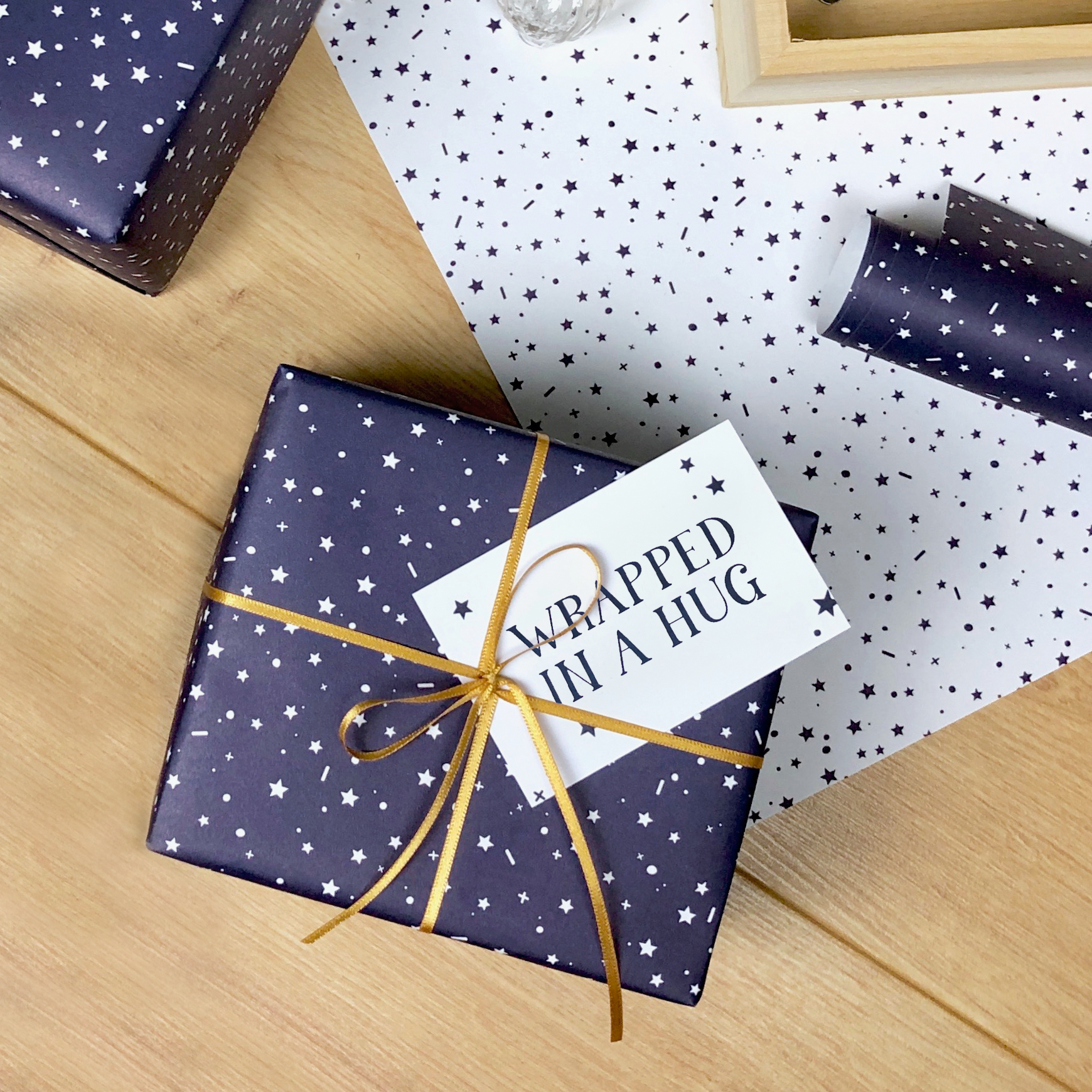 Navy wrapping outlet paper