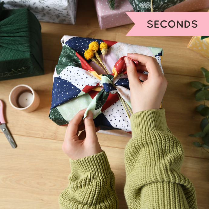 SECONDS / Reusable Traditional Patchwork Fabric Gift Wrap