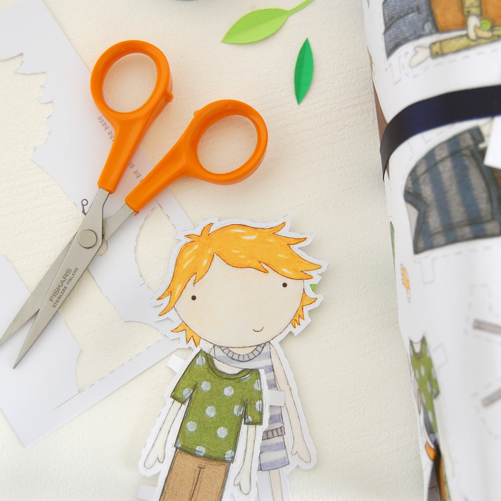Paper Doll Rapping Paper Colin Paper Doll Wrapping Paper Set – Clara and Macy